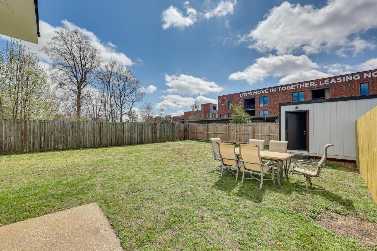 Home Grassy Yard, Walk To Bentonville Square מראה חיצוני תמונה